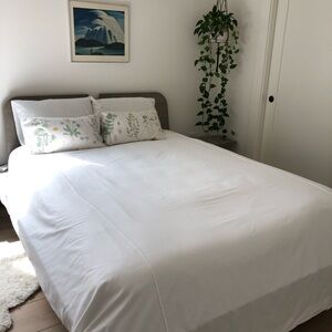 Pottery Barn White Cotton Duvet Queen